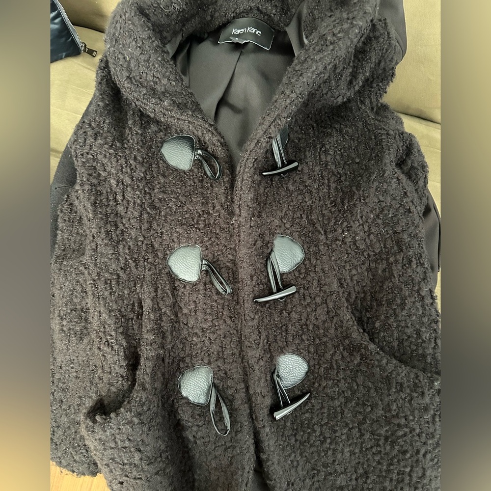 Karen Kane Coat Toggle Closure